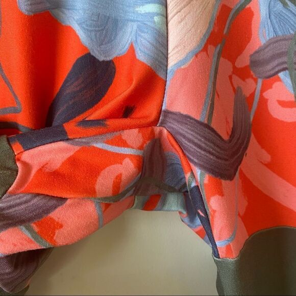 GYMSHARK x Nikki Blackketter Pineapple Cross Over High Rise Legging - Picture 9 of 15